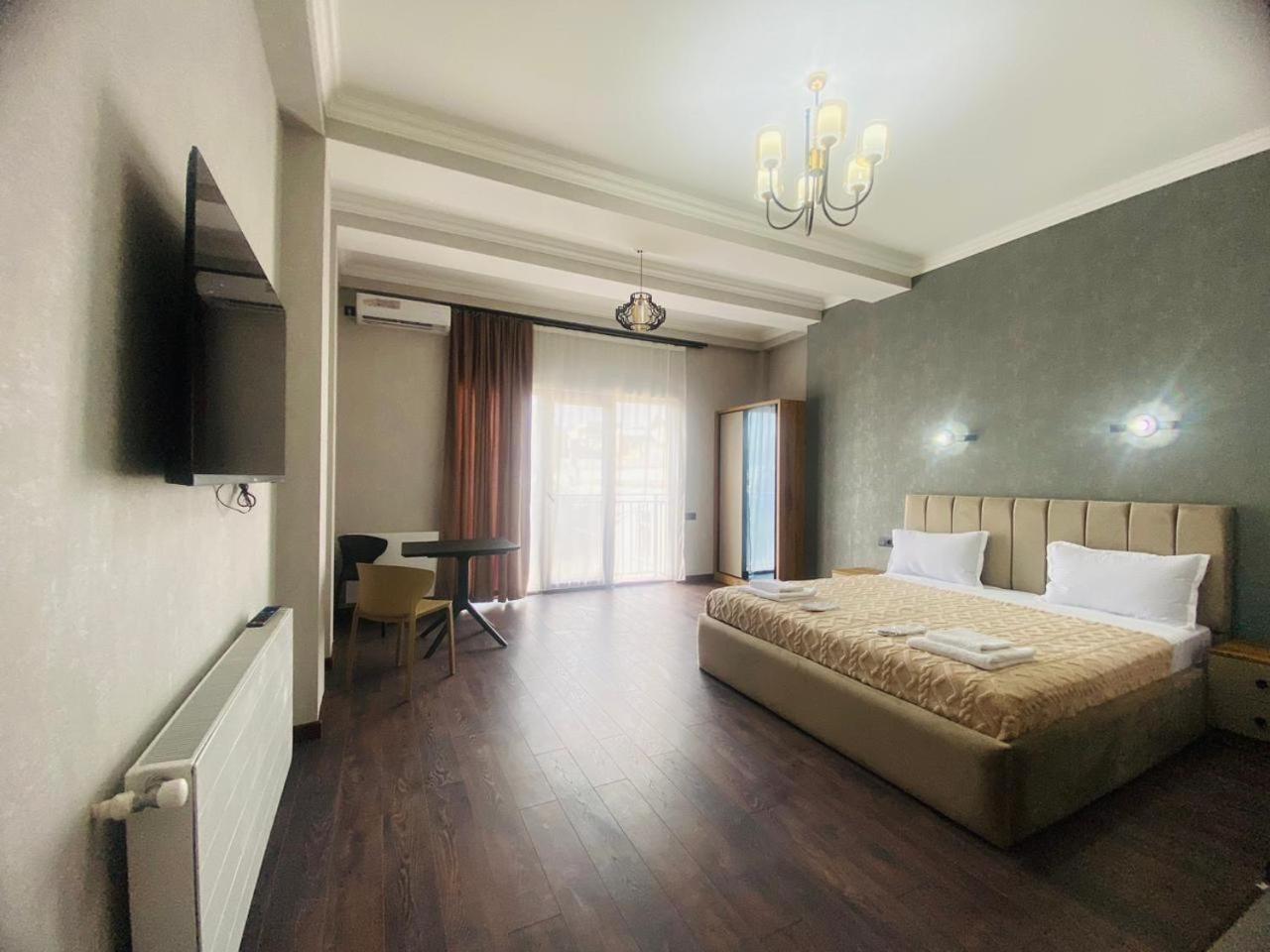 Hotel Garden Tbilisi Luaran gambar
